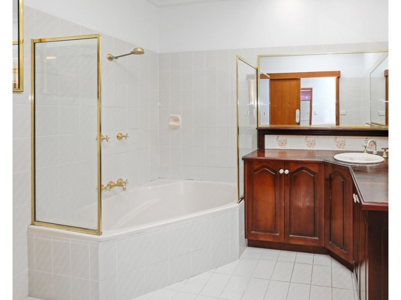 70 Kewarra Street, Kewarra Beach QLD 4879