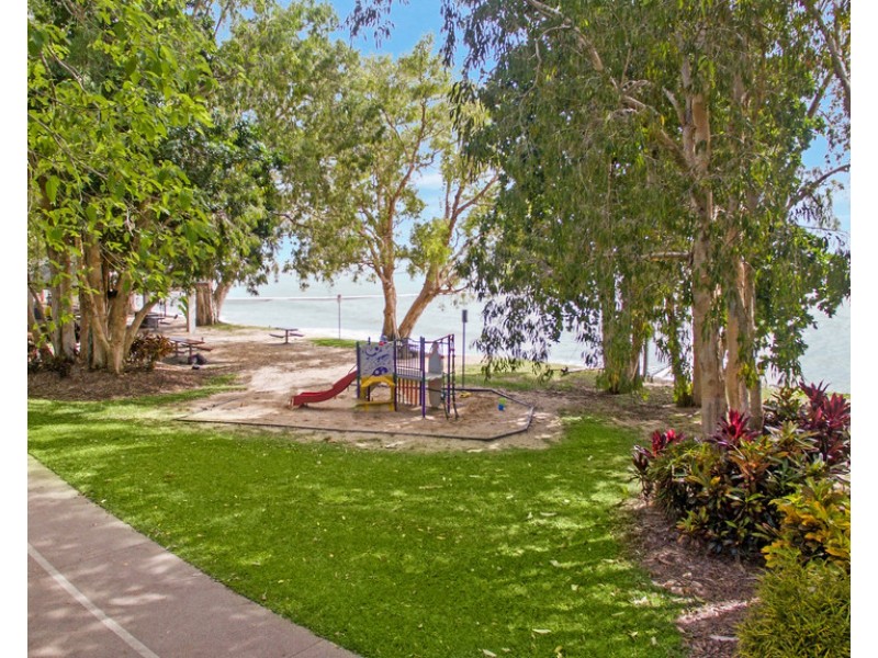 70 Kewarra Street, Kewarra Beach QLD 4879