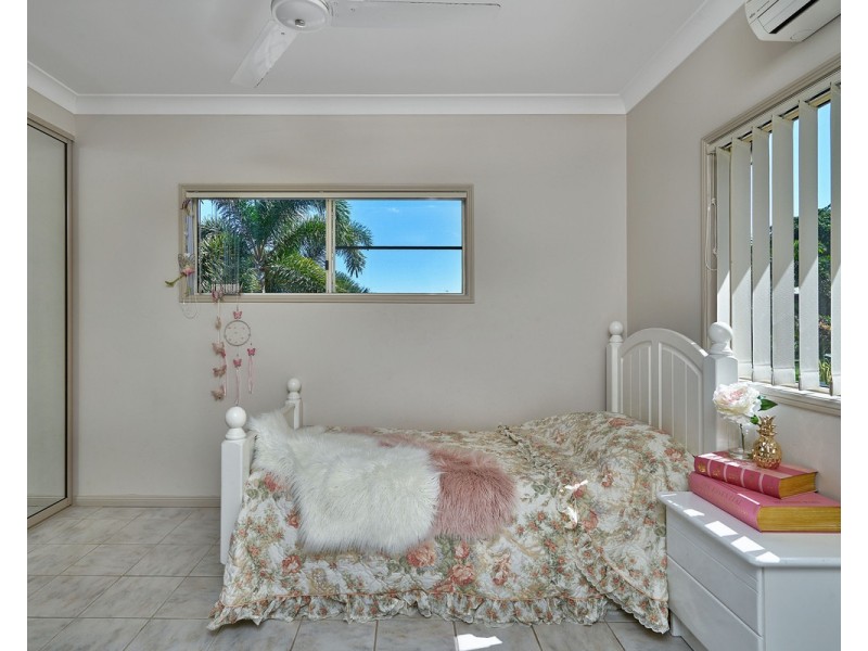 8 Torokina Street, Trinity Beach QLD 4879