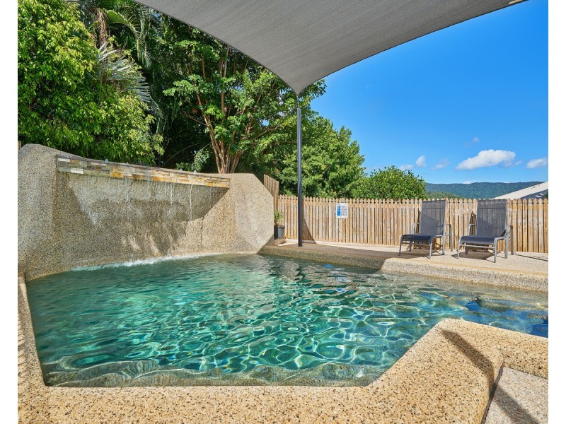 8 Torokina Street, Trinity Beach QLD 4879