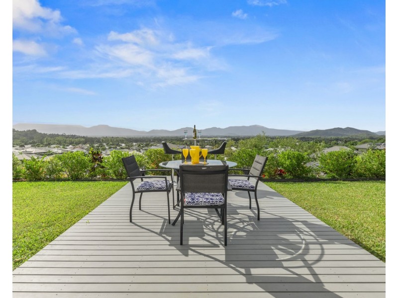 13 Greenridge Street, Bentley Park QLD 4869