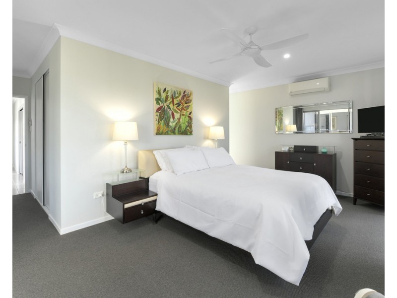 13 Greenridge Street, Bentley Park QLD 4869