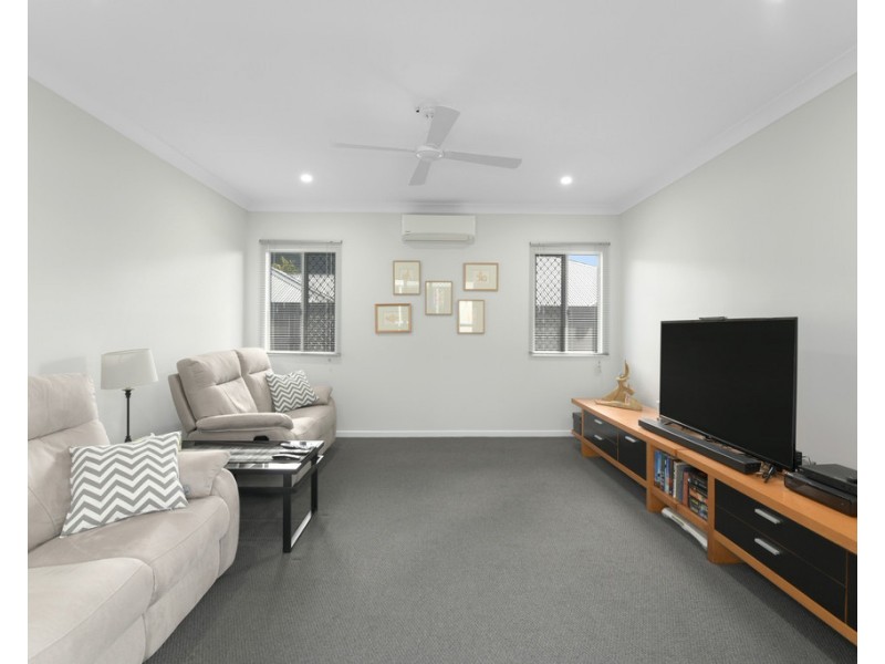 13 Greenridge Street, Bentley Park QLD 4869