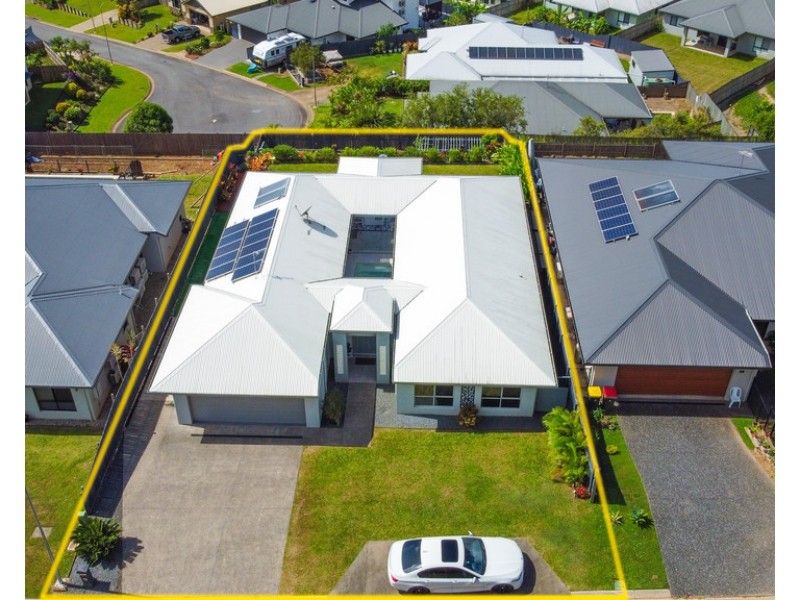 13 Greenridge Street, Bentley Park QLD 4869