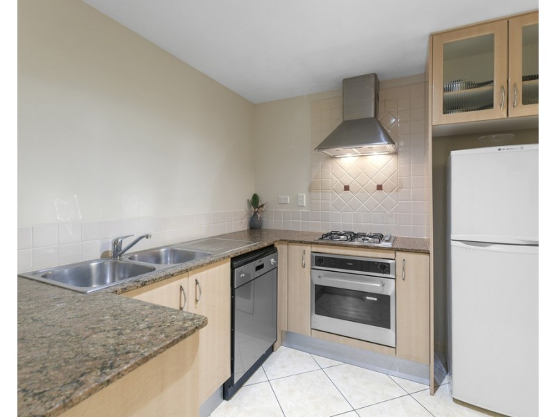 806/373-379 McLeod Street, Cairns North QLD 4870