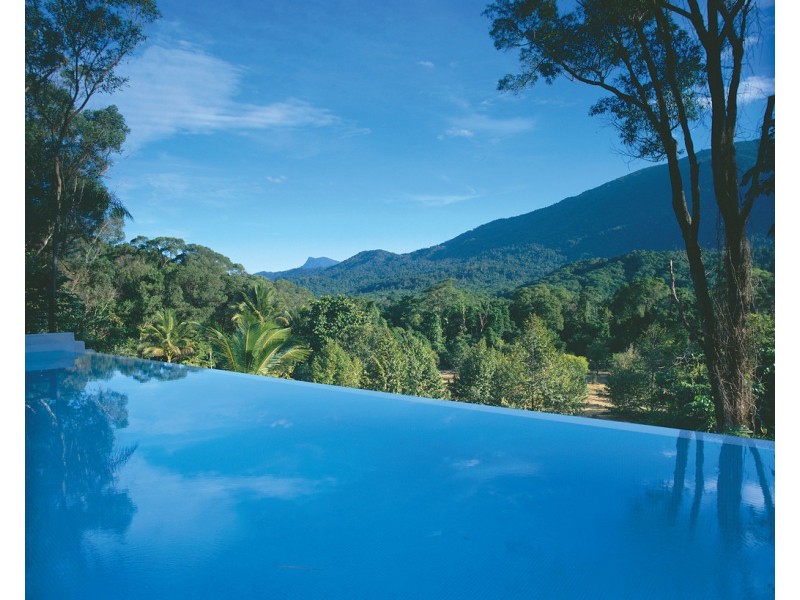 52 Kingfisher Lane, Whyanbeel QLD 4873