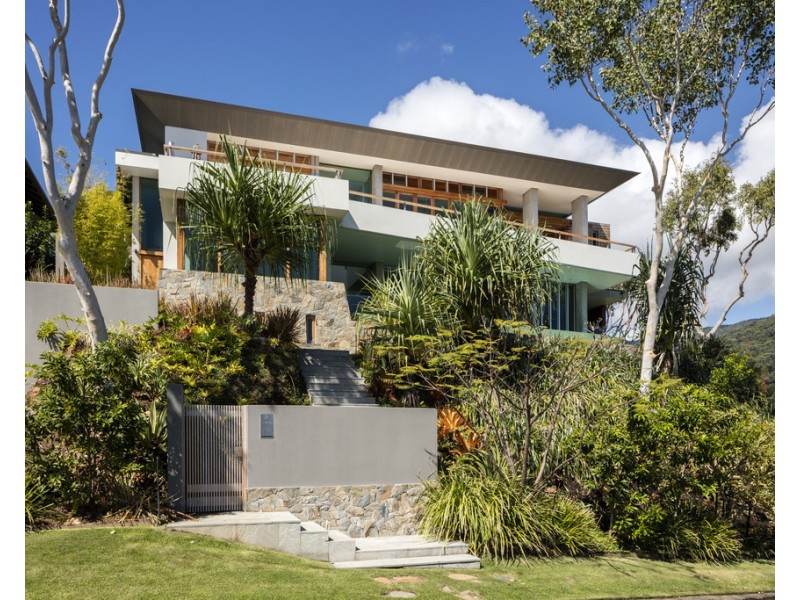 9 Colonel Cummings Drive, Palm Cove QLD 4879