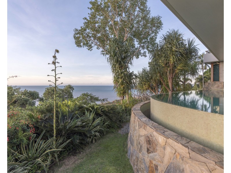 9 Colonel Cummings Drive, Palm Cove QLD 4879