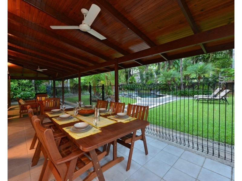 17 Coral Drive, Port Douglas QLD 4877