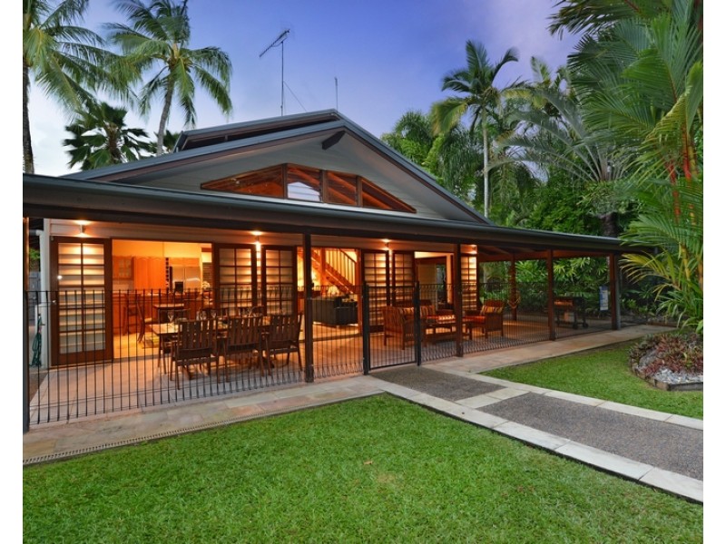 17 Coral Drive, Port Douglas QLD 4877