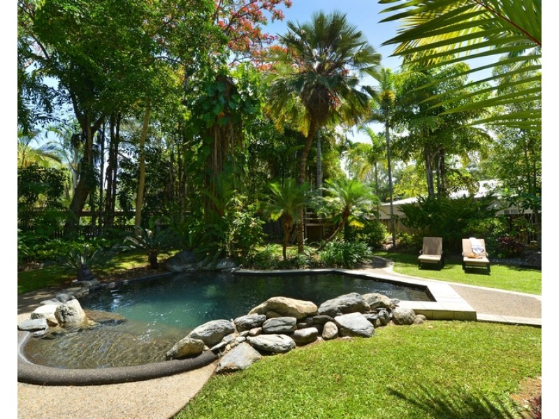 17 Coral Drive, Port Douglas QLD 4877