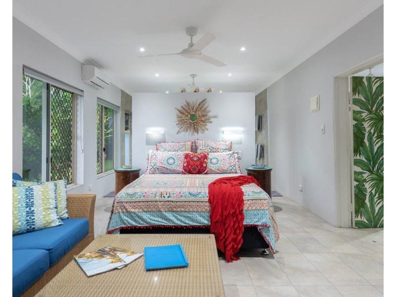 10 Seabrook Avenue, Port Douglas QLD 4877