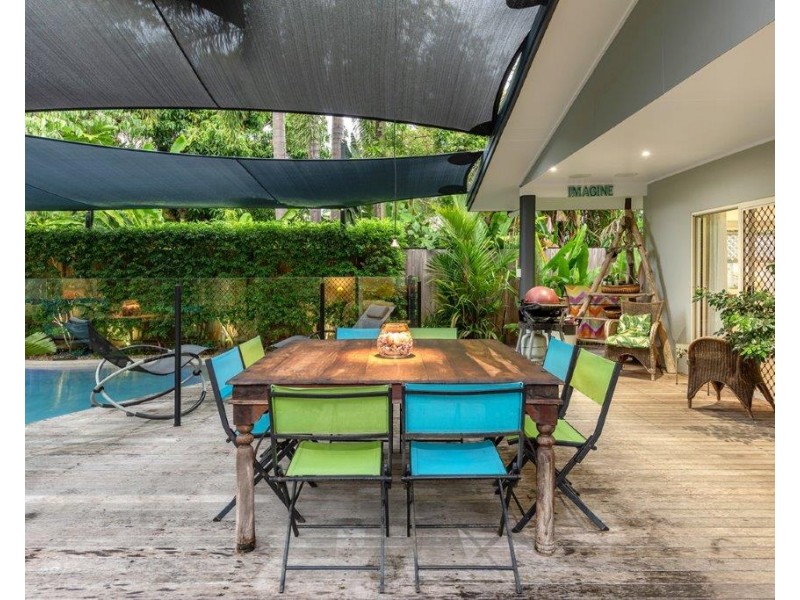 10 Seabrook Avenue, Port Douglas QLD 4877