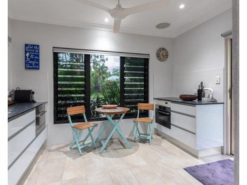 10 Seabrook Avenue, Port Douglas QLD 4877
