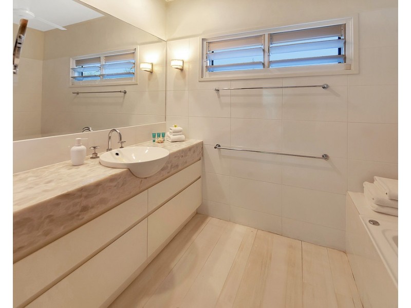 30 Marine Parade, Newell QLD 4873