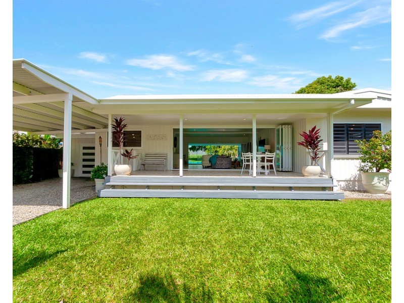 30 Marine Parade, Newell QLD 4873