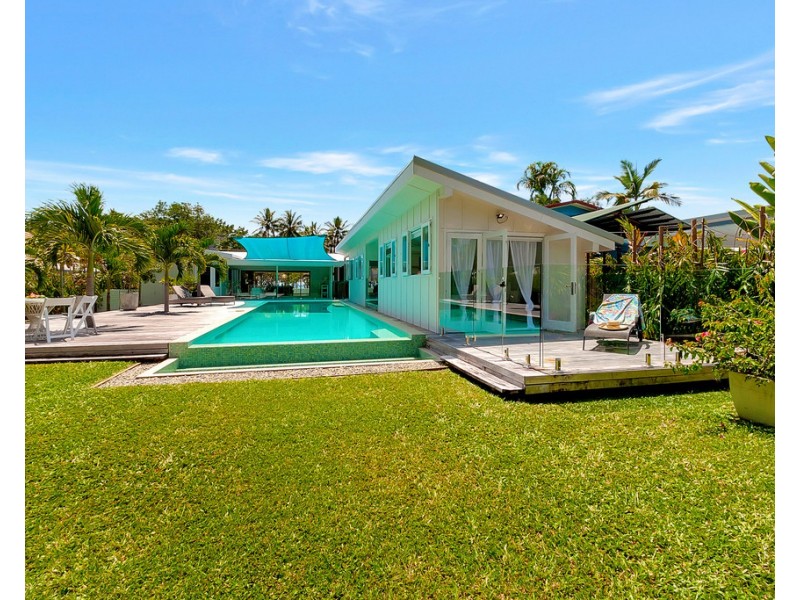 30 Marine Parade, Newell QLD 4873