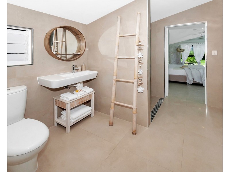 30 Marine Parade, Newell QLD 4873