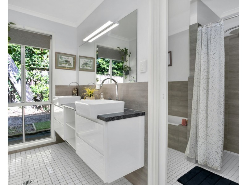 18 Gregory Terrace, Kuranda QLD 4881