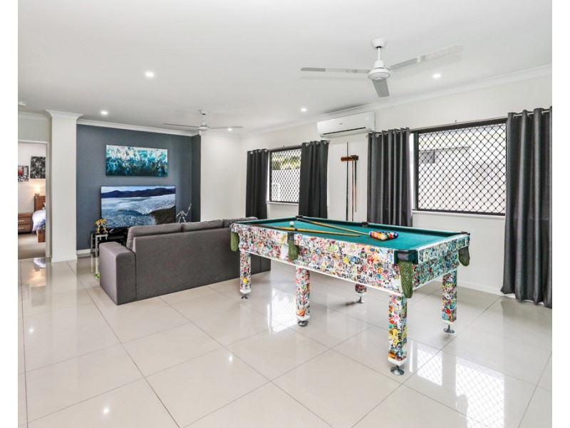 15 Singleton Close, Smithfield QLD 4878