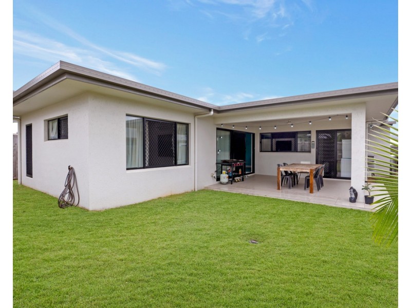 15 Singleton Close, Smithfield QLD 4878