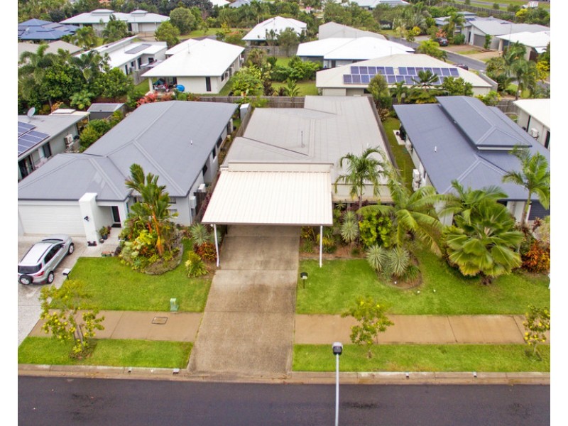 15 Singleton Close, Smithfield QLD 4878