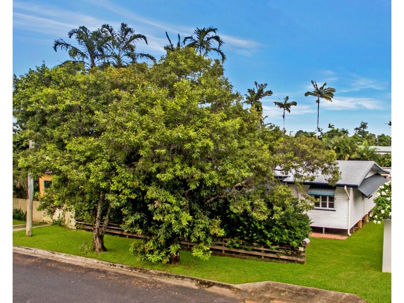 31 Fleming Street, Edge Hill QLD 4870