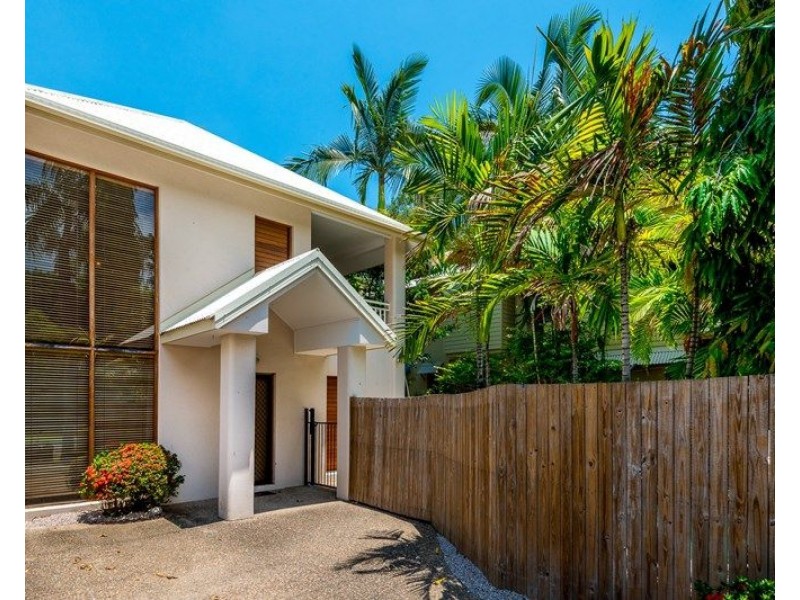 5/7 Harpa Street, Palm Cove QLD 4879
