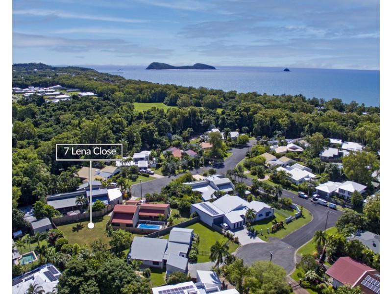 7 Lena Close, Clifton Beach QLD 4879