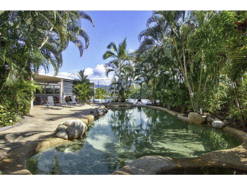 Trinity Beach QLD 4879