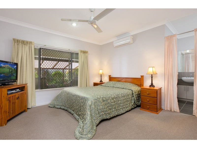 Smithfield QLD 4878