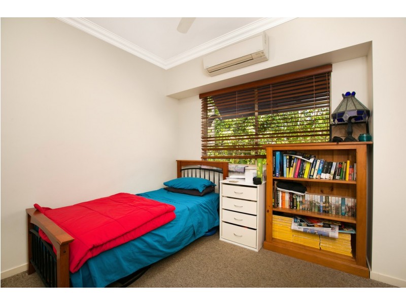 1204/40-62 Clifton Road, Clifton Beach QLD 4879