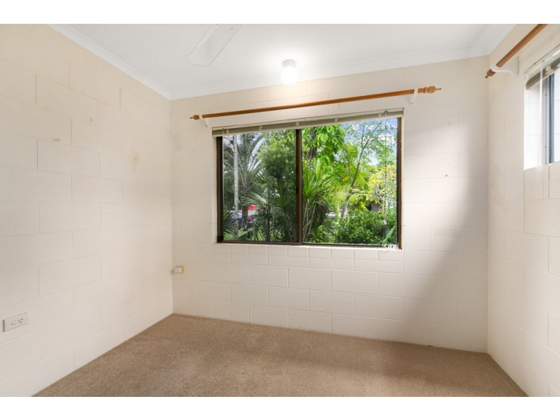 8 Whelk Close, Trinity Beach QLD 4879