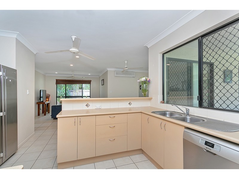 17 Angor Road, Trinity Park QLD 4879