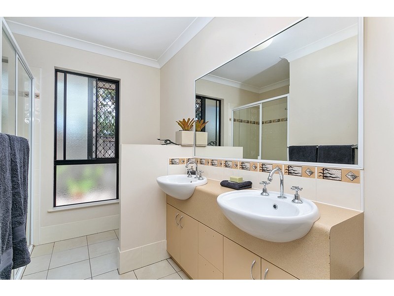 17 Angor Road, Trinity Park QLD 4879