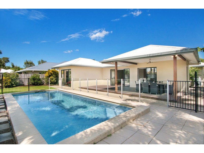 11 Norwood Crescent, Trinity Park QLD 4879