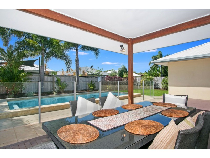 11 Norwood Crescent, Trinity Park QLD 4879