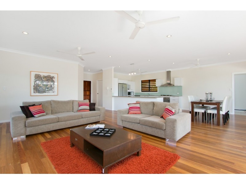 11 Norwood Crescent, Trinity Park QLD 4879