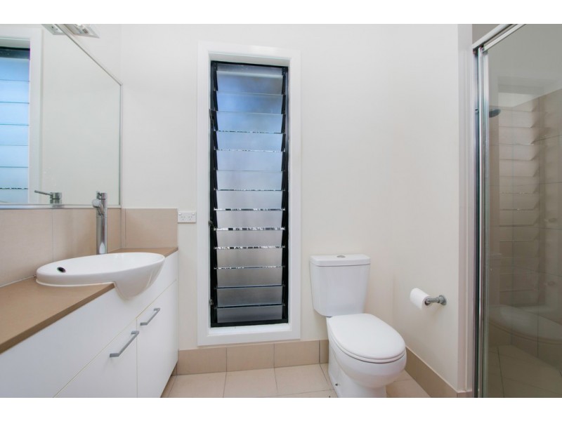 11 Norwood Crescent, Trinity Park QLD 4879