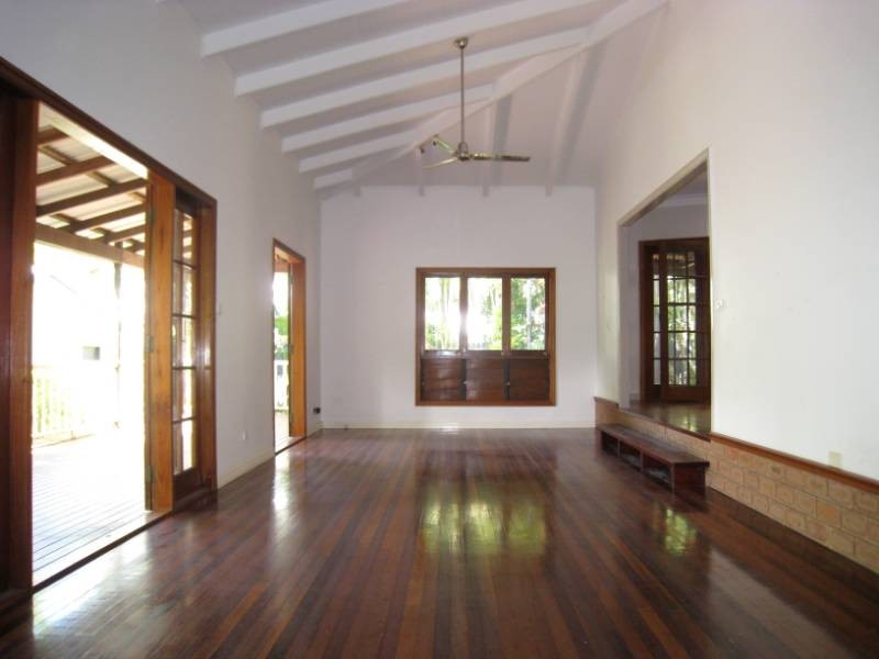 Clifton Beach QLD 4879