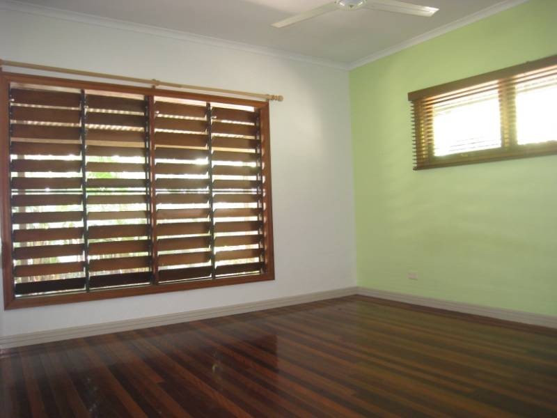 Clifton Beach QLD 4879