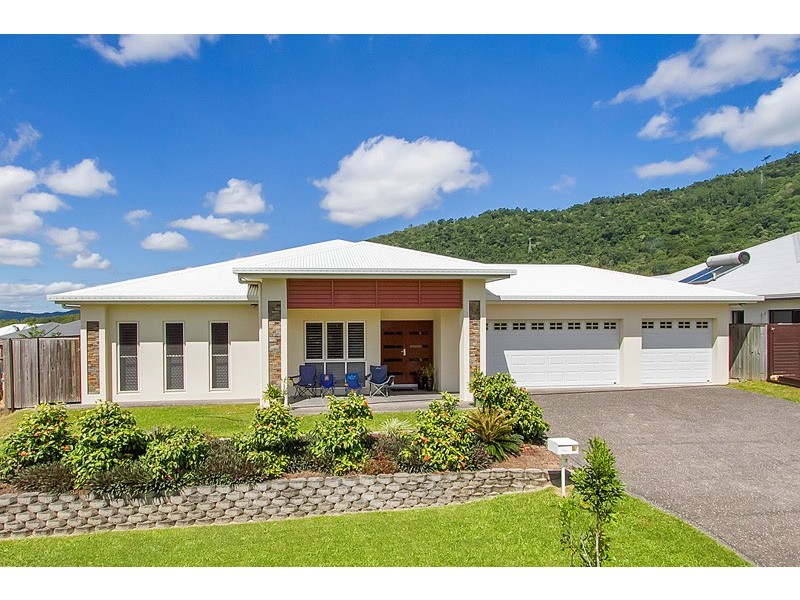 7 Greenvale Close, Smithfield QLD 4878