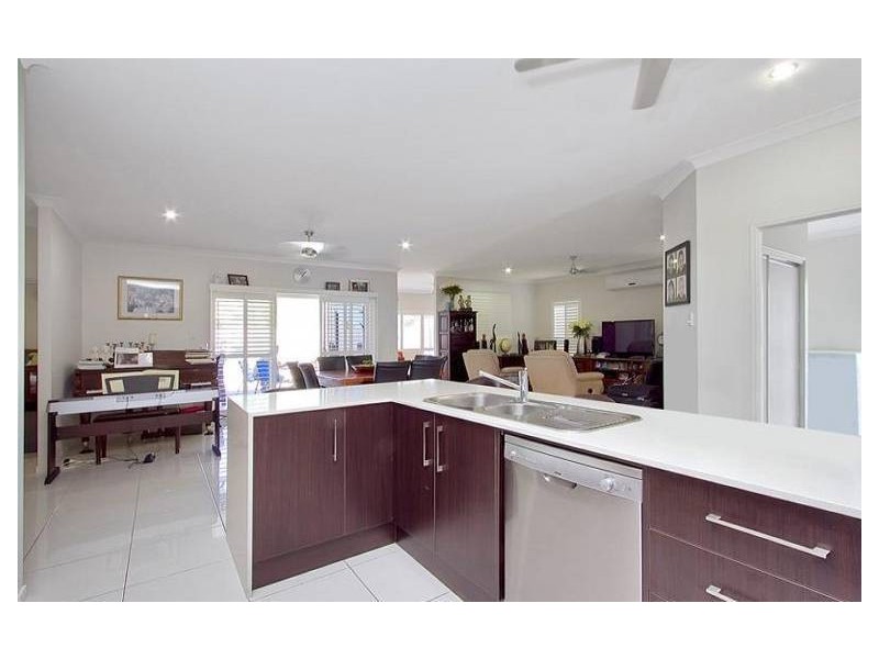7 Greenvale Close, Smithfield QLD 4878