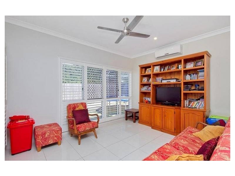 7 Greenvale Close, Smithfield QLD 4878