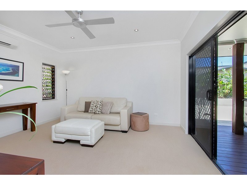 Trinity Beach QLD 4879