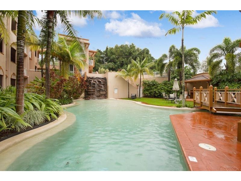 Palm Cove QLD 4879