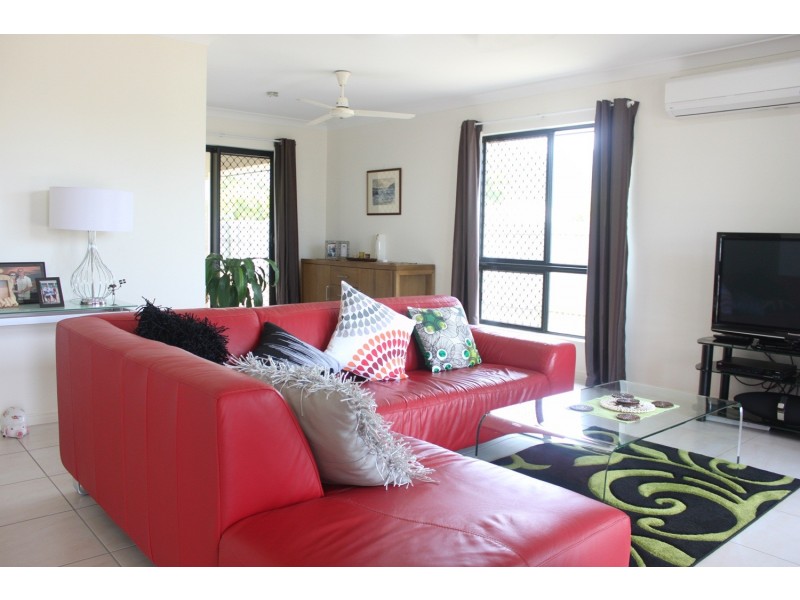 Kewarra Beach QLD 4879