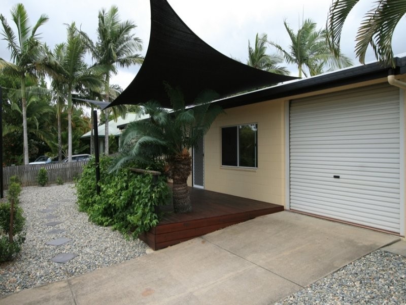 15 Sidlaw Street, Smithfield QLD 4878