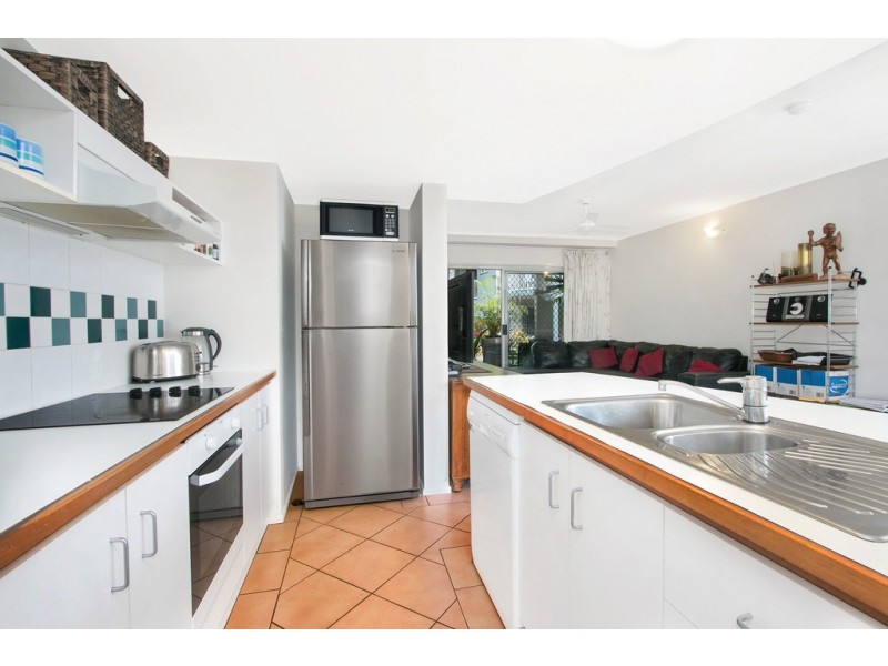 209/2 Keem Street, Trinity Beach QLD 4879