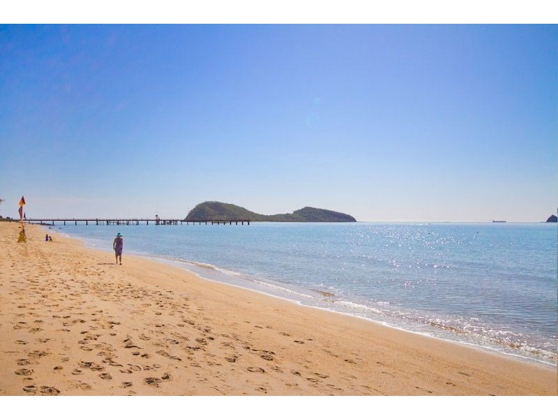 Palm Cove QLD 4879